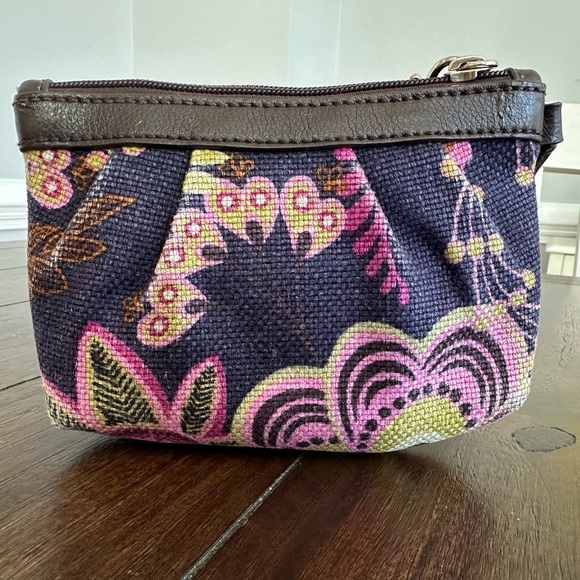 Spartina 449 Wristlet - Picture 2 of 9